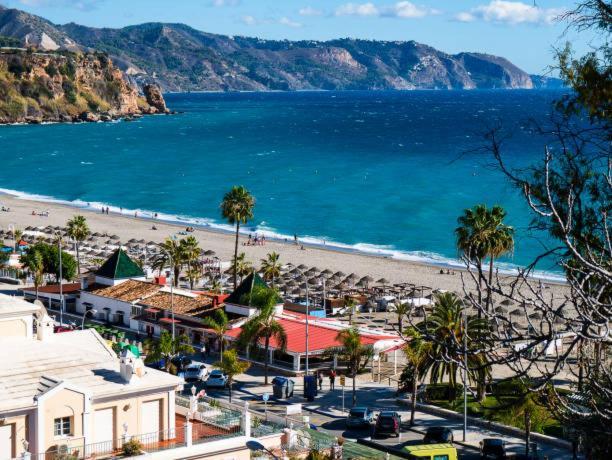 Estudio Maria De Waard Nerja Εξωτερικό φωτογραφία