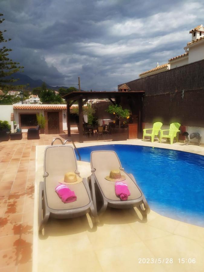 Estudio Maria De Waard Nerja Εξωτερικό φωτογραφία